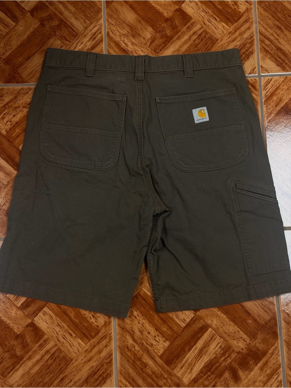 Vintage Carhartt Men’s Olive Green Utility Cargo Shorts